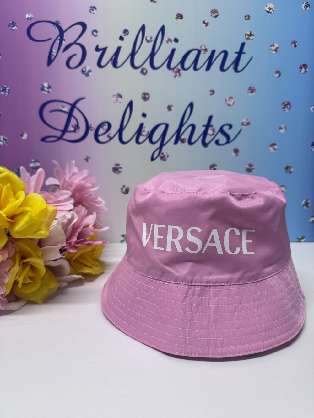 💗$500 NWT VERSACE REVERSIBLE BUCKET HAT
